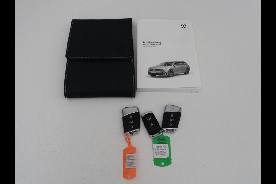 Volkswagen Passat 1.4 TSI PHEV GTE | Stoelverwarming | Trekhaak | Massage | 360 Camera | Stuurverwarming | Adaptive cruise | Matrix LED | Carplay | Navigatie | Parkeerhulp | Plug In