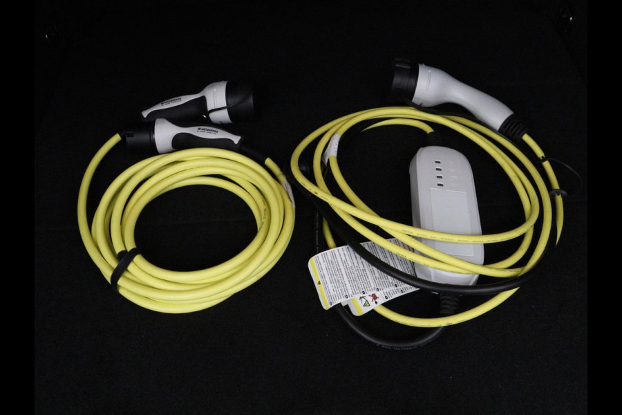 Volkswagen Passat 1.4 TSI PHEV GTE | Stoelverwarming | Trekhaak | Massage | 360 Camera | Stuurverwarming | Adaptive cruise | Matrix LED | Carplay | Navigatie | Parkeerhulp | Plug In