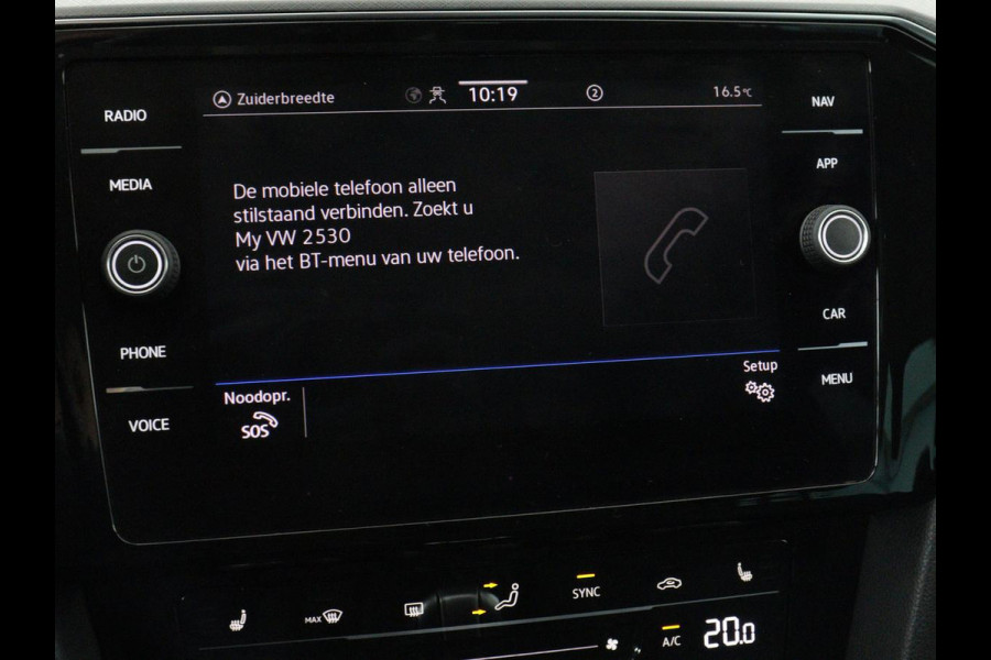 Volkswagen Passat 1.4 TSI PHEV GTE | Stoelverwarming | Trekhaak | Massage | 360 Camera | Stuurverwarming | Adaptive cruise | Matrix LED | Carplay | Navigatie | Parkeerhulp | Plug In