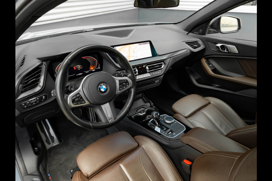 BMW 1-serie 118i M-Sport - Pano - Harman Kardon - Stoelverwarming