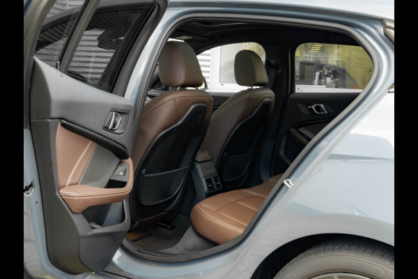 BMW 1-serie 118i M-Sport - Pano - Harman Kardon - Stoelverwarming