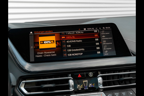 BMW 1-serie 118i M-Sport - Pano - Harman Kardon - Stoelverwarming