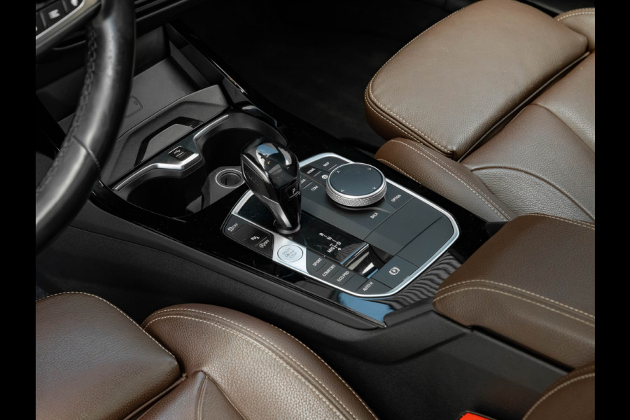 BMW 1-serie 118i M-Sport - Pano - Harman Kardon - Stoelverwarming