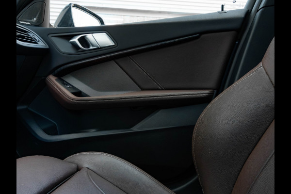 BMW 1-serie 118i M-Sport - Pano - Harman Kardon - Stoelverwarming