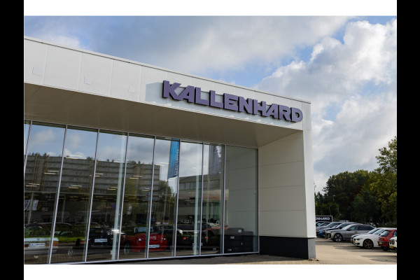 BMW 1-serie 118i M-Sport - Pano - Harman Kardon - Stoelverwarming