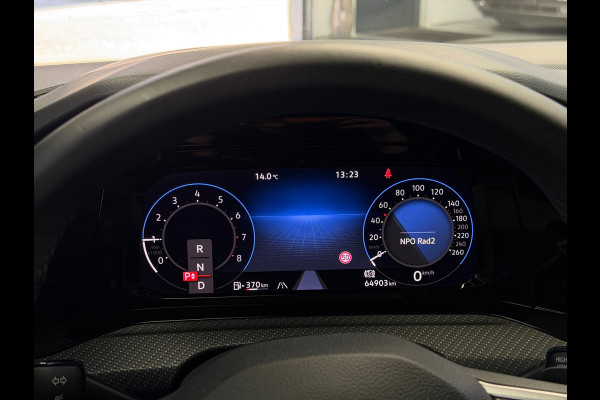 Volkswagen Golf 1.5 eTSI 3x R-Line CarPlay Camera