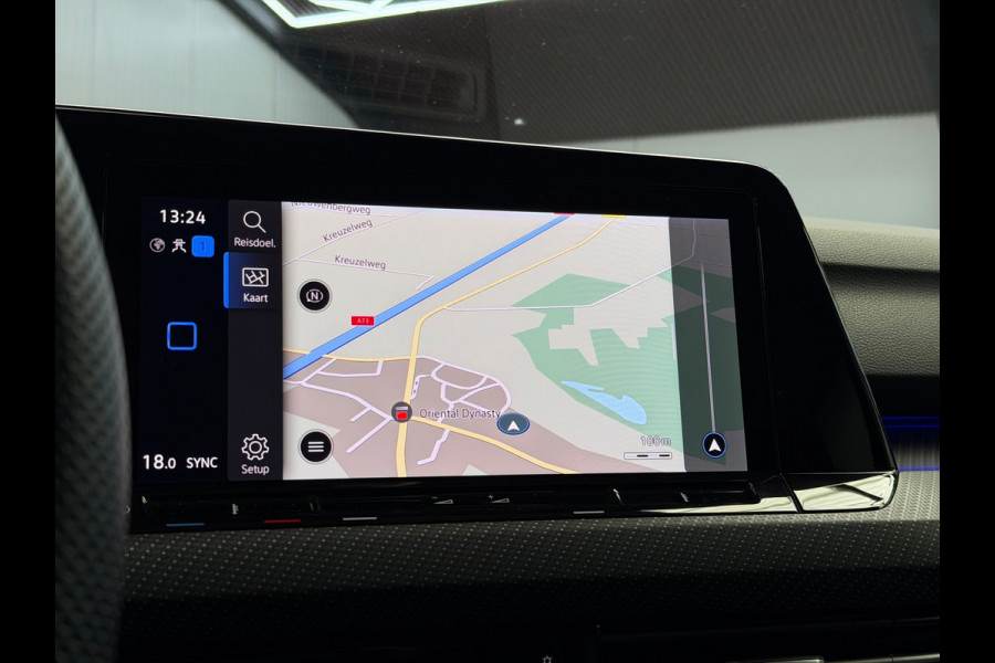 Volkswagen Golf 1.5 eTSI 3x R-Line CarPlay Camera