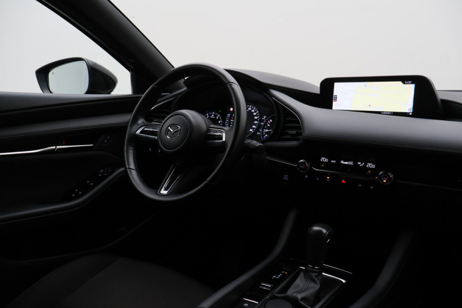 Mazda 3 2.0 e-SkyActiv-X M Hybrid 186 Comfort Camera, Head-Up, ACC, Apple Carplay, Stuur-/Stoelverw., Trekhaak