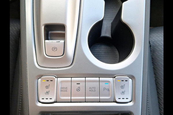 Hyundai Kona EV Premium 64 kWh Incl. Elektrisch verstelbare stoelen | Elektrisch bedienbare achterklep | Warmtepomp