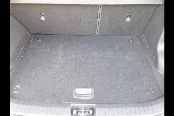Hyundai Kona EV Premium 64 kWh Incl. Elektrisch verstelbare stoelen | Elektrisch bedienbare achterklep | Warmtepomp