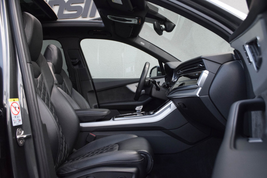 Audi Q7 60 TFSI e Competition Quattro / 2x S-line/ Standkachel/ Luchtvering/ Panoramadak/ Trekhaak/