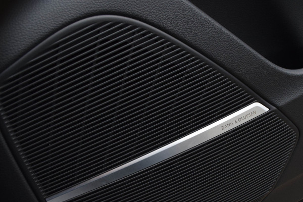 Audi Q7 60 TFSI e Competition Quattro / 2x S-line/ Standkachel/ Luchtvering/ Panoramadak/ Trekhaak/