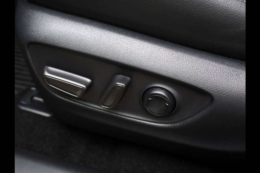 Toyota RAV4 2.5 Hybrid AWD Executive Premium | Bearlock | JBL | Trekhaak