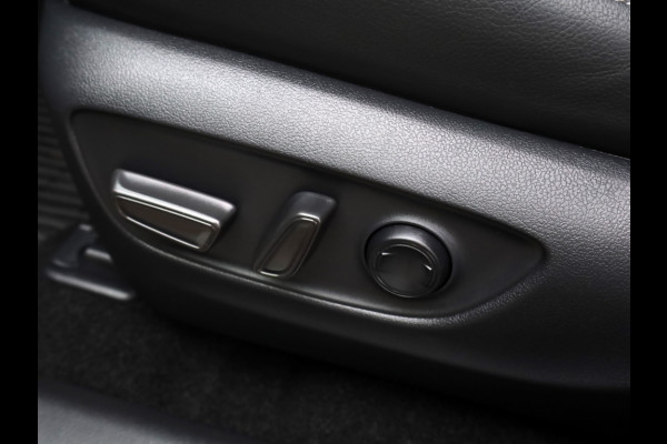 Toyota RAV4 2.5 Hybrid AWD Executive Premium | Bearlock | JBL | Trekhaak