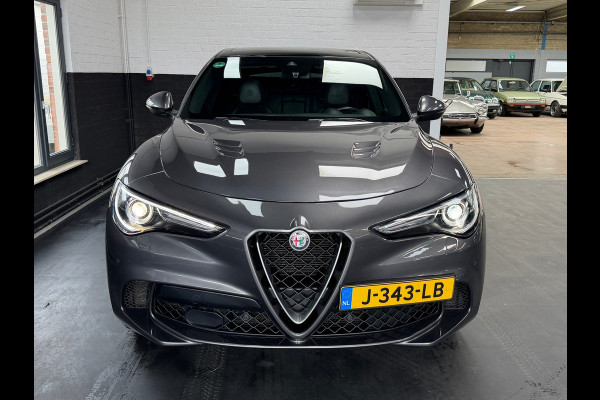 Alfa Romeo Stelvio 2.9 V6 AWD Quadrifoglio | Pano | 20" | Alcantara | Carbon | Dealeronderhouden