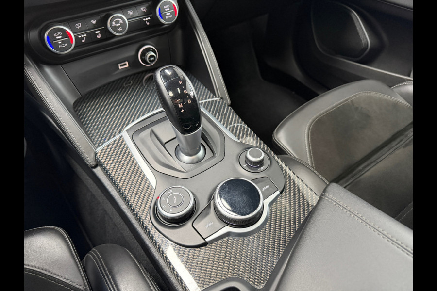 Alfa Romeo Stelvio 2.9 V6 AWD Quadrifoglio | Pano | 20" | Alcantara | Carbon | Dealeronderhouden