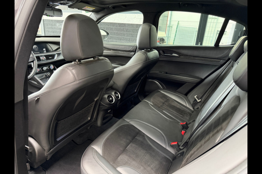 Alfa Romeo Stelvio 2.9 V6 AWD Quadrifoglio | Pano | 20" | Alcantara | Carbon | Dealeronderhouden
