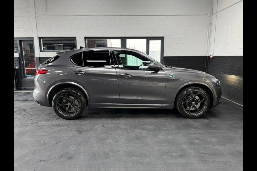 Alfa Romeo Stelvio 2.9 V6 AWD Quadrifoglio | Pano | 20" | Alcantara | Carbon | Dealeronderhouden