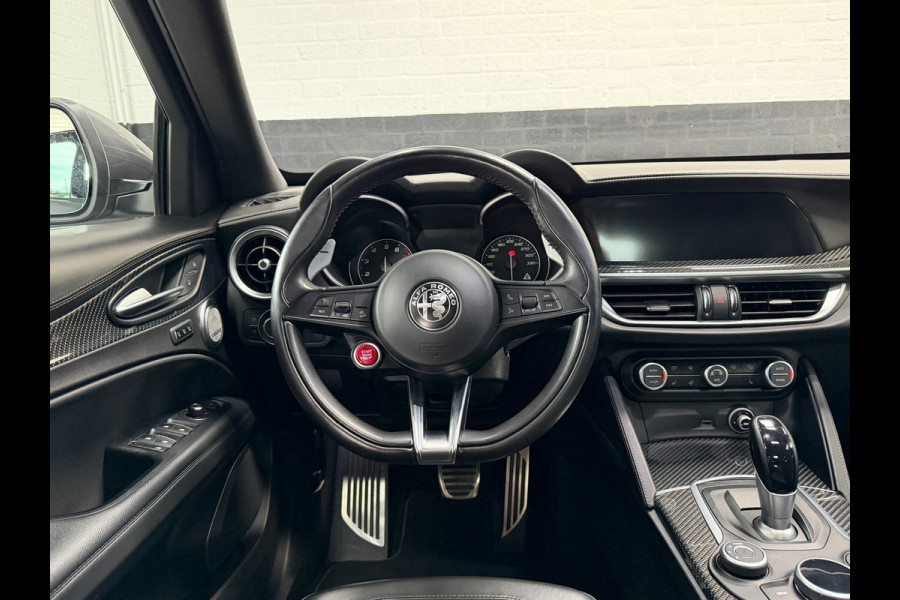 Alfa Romeo Stelvio 2.9 V6 AWD Quadrifoglio | Pano | 20" | Alcantara | Carbon | Dealeronderhouden