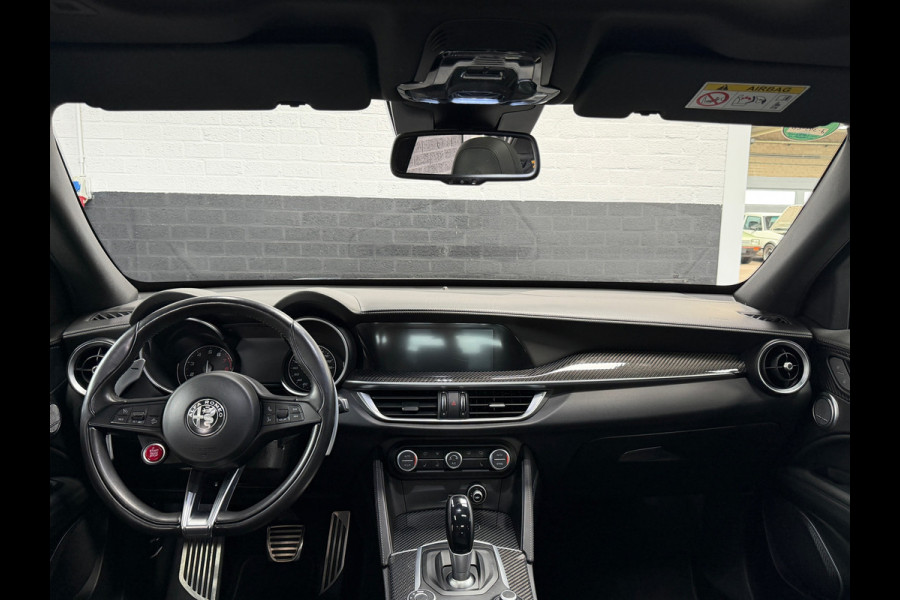 Alfa Romeo Stelvio 2.9 V6 AWD Quadrifoglio | Pano | 20" | Alcantara | Carbon | Dealeronderhouden