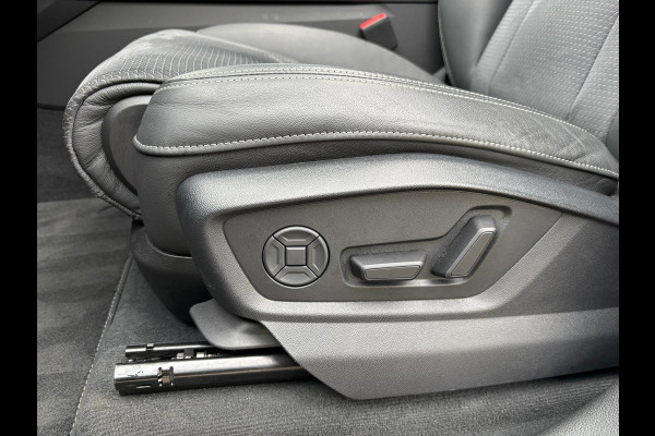 Audi Q8 60 TFSI e quattro Pro Line S Competition PANORAMADAK ADAPTIVE CRUISE CONTROL ADATIEVE LED KOPLAMPEN VOORSTOELEN MET MEMORY 22 INCH VELGEN