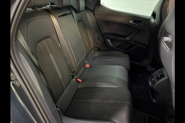 CUPRA Leon 2.0 TSI VZ 300 PK Pano*Keyless*Sfeer