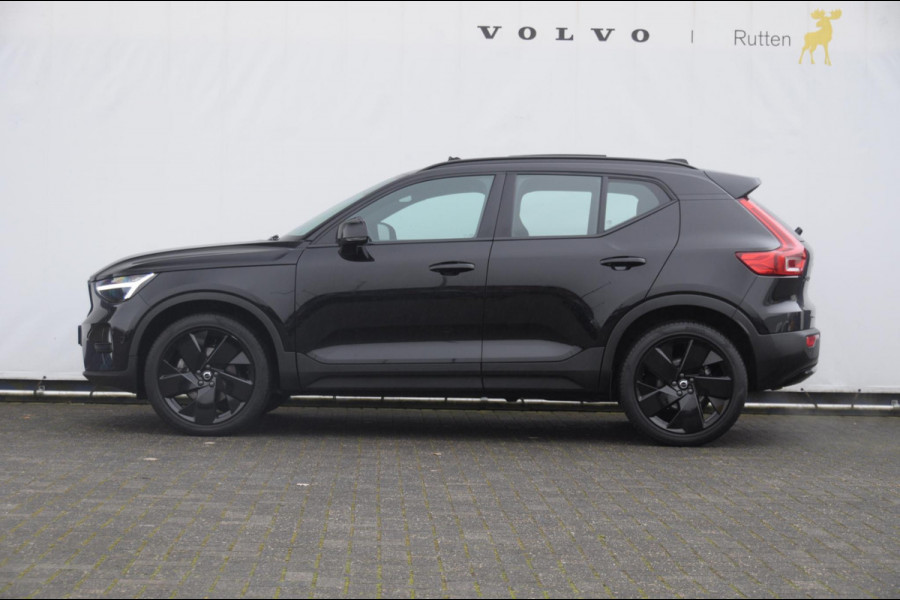 Volvo XC40 B3 177PK Automaat Plus Black Edition / Adaptive cruise control / Elektrische stoelen / Harman Kardon audio / Pilot assist / BLIS / Stoel en stuur verwarming / Elektrische achterklep / Parkeersensoren met camera / Google infotainment