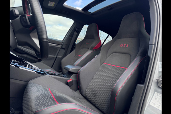 Volkswagen Golf 2.0 TSI GTI Clubsport Nurburgring/H&K/HuD/Pano