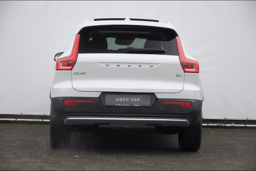 Volvo XC40 B4 211PK Automaat Inscription / Elektrische stoelen met geheugen / Keyless entry / Elektrische achterklep / Harman Kardon audio / Parkeersensoren met camera / stoel - en stuurwielverwarming /