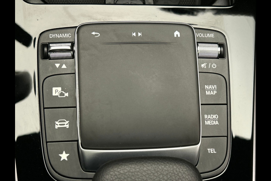 Mercedes-Benz A-Klasse 250 e AMG Line | Pano/Dak | Widescreen | Camera | Origineel NL | Trekhaak