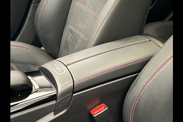 Mercedes-Benz A-Klasse 250 e AMG Line | Pano/Dak | Widescreen | Camera | Origineel NL | Trekhaak