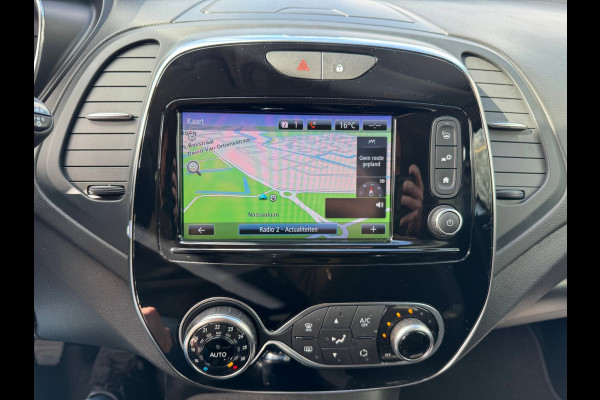 Renault Captur TCe 90 Intens Lage km stand! / Navi / Camera / P-sensoren / Clima / LM velgen
