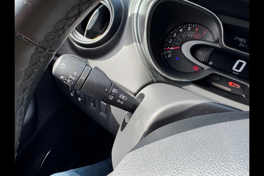 Renault Captur TCe 90 Intens Lage km stand! / Navi / Camera / P-sensoren / Clima / LM velgen