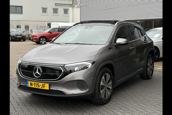 Mercedes-Benz EQA 250 Business Solution Luxury 67 kWh | 95% SOH | Wegklapbare Trekhaak | Panoramadak | Stoelverwarming | Elek. Kofferklep |