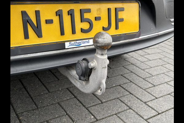 Mercedes-Benz EQA 250 Business Solution Luxury 67 kWh | 95% SOH | Wegklapbare Trekhaak | Panoramadak | Stoelverwarming | Elek. Kofferklep |