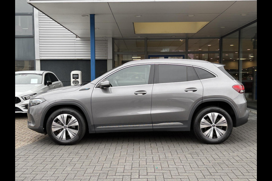 Mercedes-Benz EQA 250 Business Solution Luxury 67 kWh | 95% SOH | Wegklapbare Trekhaak | Panoramadak | Stoelverwarming | Elek. Kofferklep |