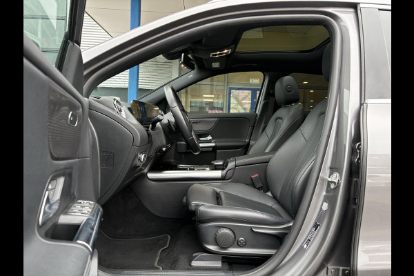 Mercedes-Benz EQA 250 Business Solution Luxury 67 kWh | 95% SOH | Wegklapbare Trekhaak | Panoramadak | Stoelverwarming | Elek. Kofferklep |