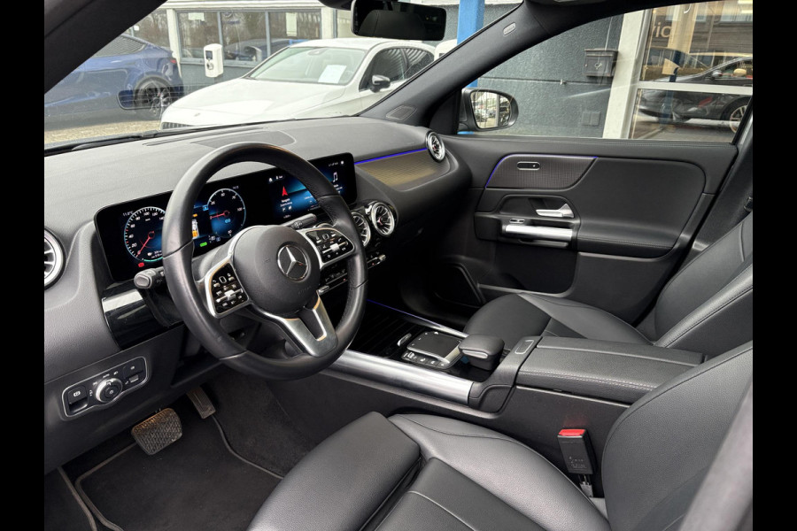 Mercedes-Benz EQA 250 Business Solution Luxury 67 kWh | 95% SOH | Wegklapbare Trekhaak | Panoramadak | Stoelverwarming | Elek. Kofferklep |