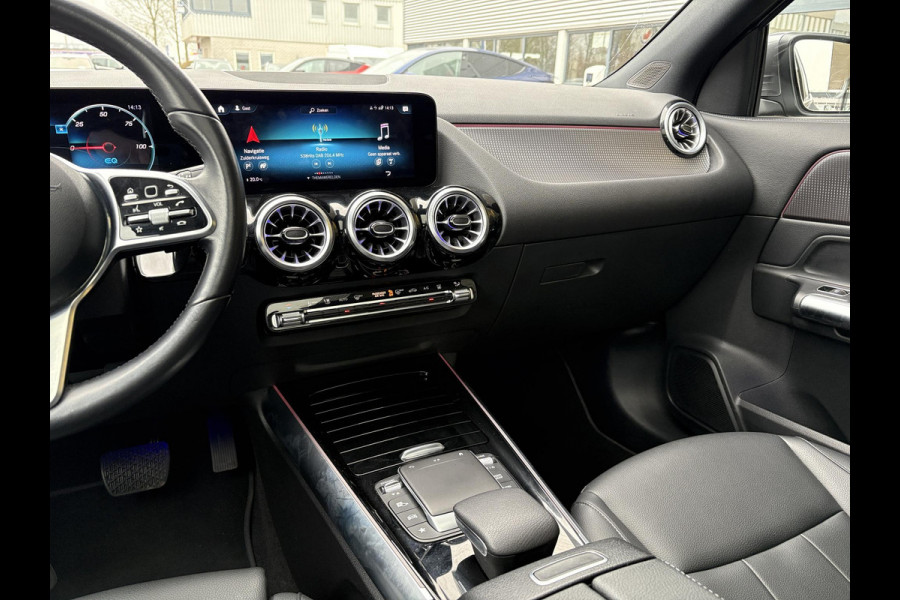 Mercedes-Benz EQA 250 Business Solution Luxury 67 kWh | 95% SOH | Wegklapbare Trekhaak | Panoramadak | Stoelverwarming | Elek. Kofferklep |