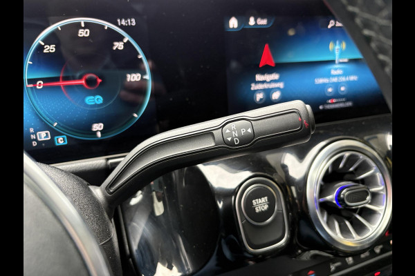 Mercedes-Benz EQA 250 Business Solution Luxury 67 kWh | 95% SOH | Wegklapbare Trekhaak | Panoramadak | Stoelverwarming | Elek. Kofferklep |