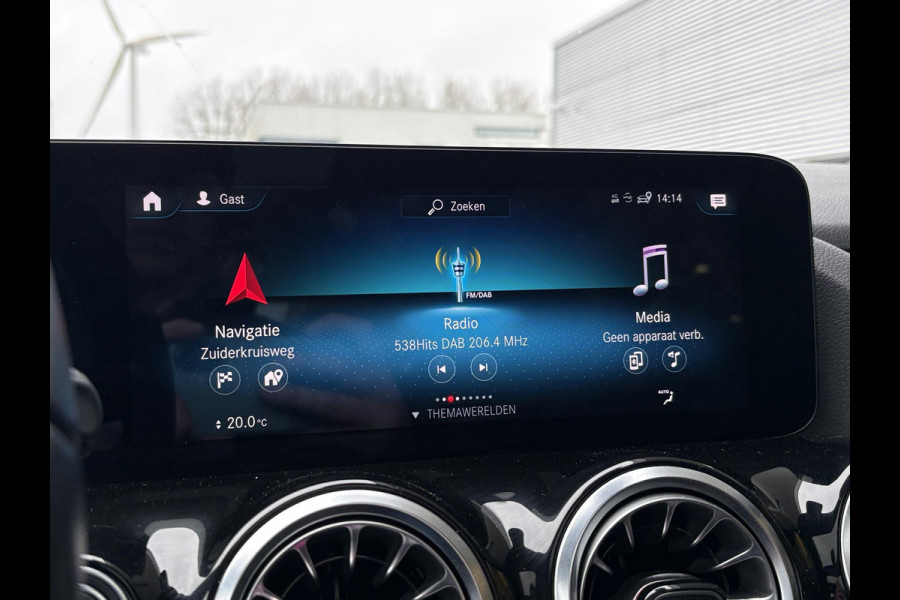 Mercedes-Benz EQA 250 Business Solution Luxury 67 kWh | 95% SOH | Wegklapbare Trekhaak | Panoramadak | Stoelverwarming | Elek. Kofferklep |