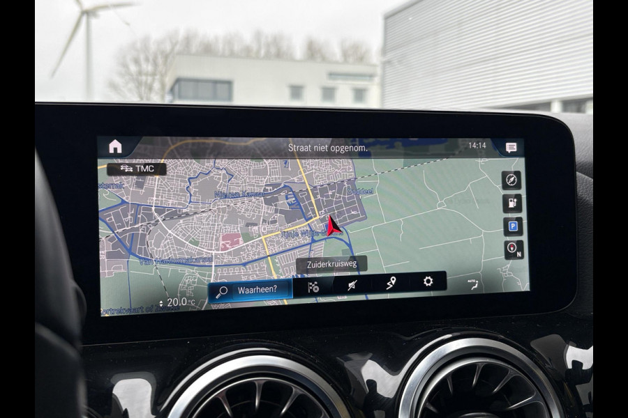 Mercedes-Benz EQA 250 Business Solution Luxury 67 kWh | 95% SOH | Wegklapbare Trekhaak | Panoramadak | Stoelverwarming | Elek. Kofferklep |