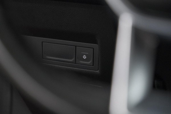 Renault Captur 1.6 E-Tech Plug-in Hybrid 160 Intens | Pack Winter | Apple Carplay | 9.3 Inch Groot Scherm | Parkeersensoren