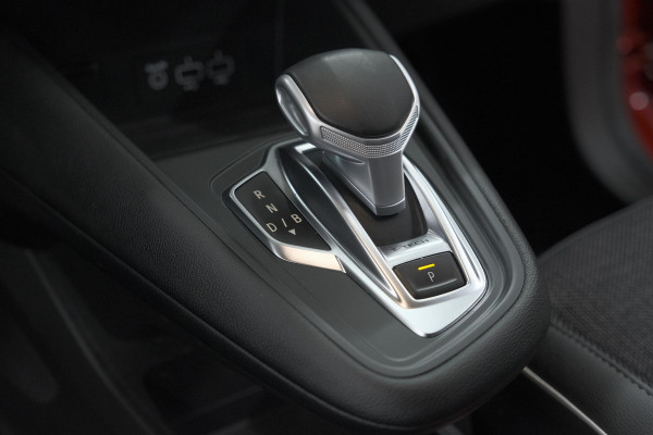 Renault Captur 1.6 E-Tech Plug-in Hybrid 160 Intens | Pack Winter | Apple Carplay | 9.3 Inch Groot Scherm | Parkeersensoren