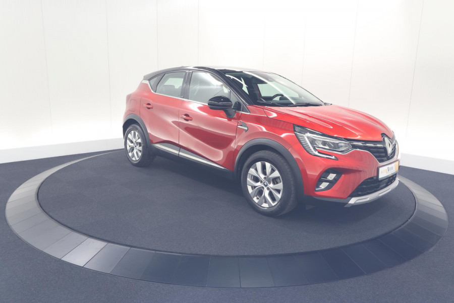 Renault Captur 1.6 E-Tech Plug-in Hybrid 160 Intens | Pack Winter | Apple Carplay | 9.3 Inch Groot Scherm | Parkeersensoren