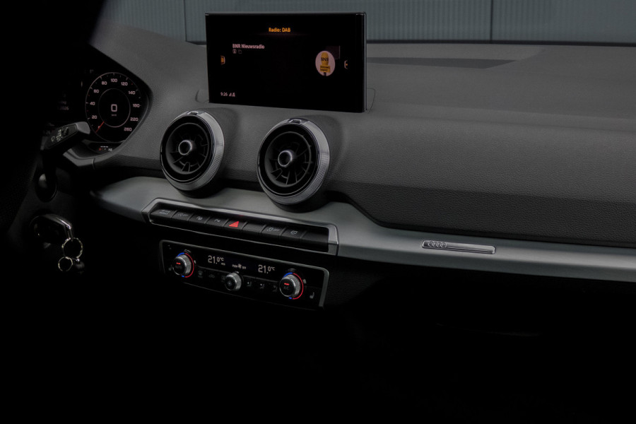 Audi Q2 35 TFSI S Edition |S-LINE | STOELVERWARMING | CAMERA | ACC | MATRIX LED KOPLAMPEN