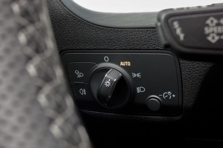 Audi Q2 35 TFSI S Edition |S-LINE | STOELVERWARMING | CAMERA | ACC | MATRIX LED KOPLAMPEN