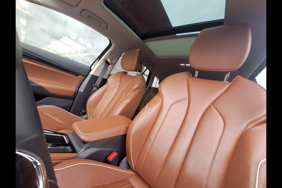 Škoda ENYAQ iV 80 | SOH: nnb | Panorama | Havana Leder | Trekhaak | Blindspot | Memory Seat |