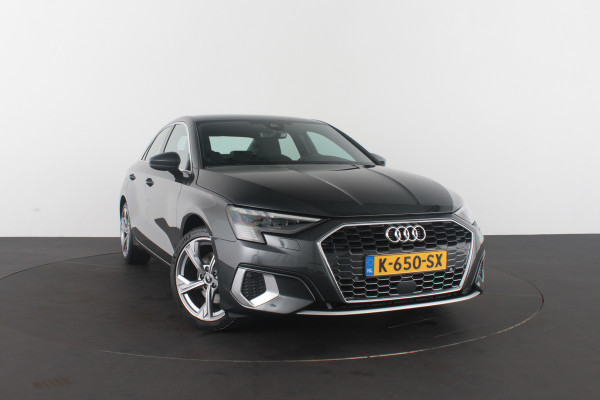 Audi A3 Limousine 35 TFSI edition one > S line interieur/Matrix-LED/Sfeerverlichting
