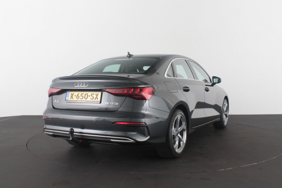 Audi A3 Limousine 35 TFSI edition one > S line interieur/Matrix-LED/Sfeerverlichting